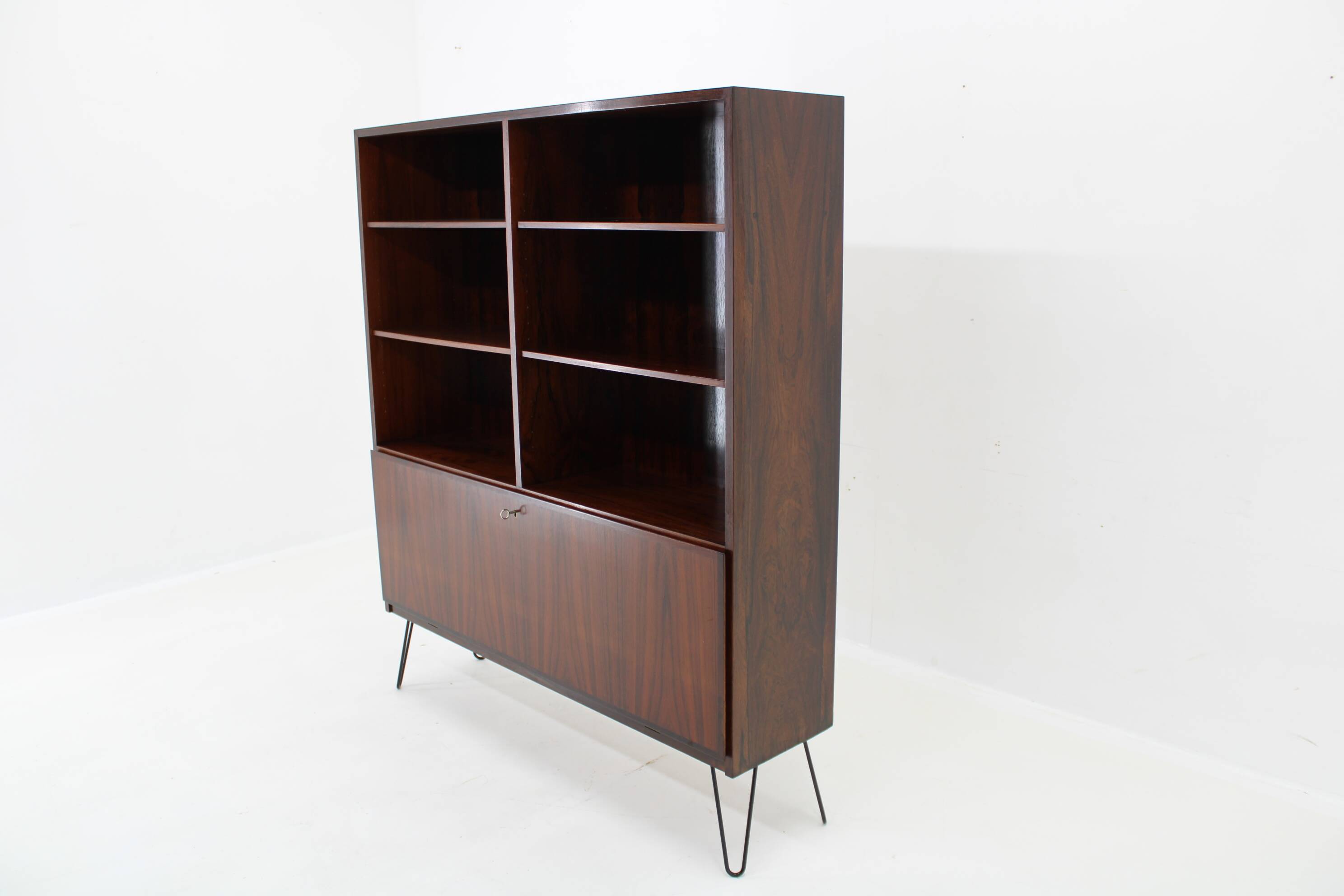 Bibliothèque Omann Jun Upcycled des années 1960, Danemark