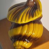 Shell gravy boat
