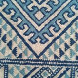 Blue and white Berber carpet wool 120 x 68 cm