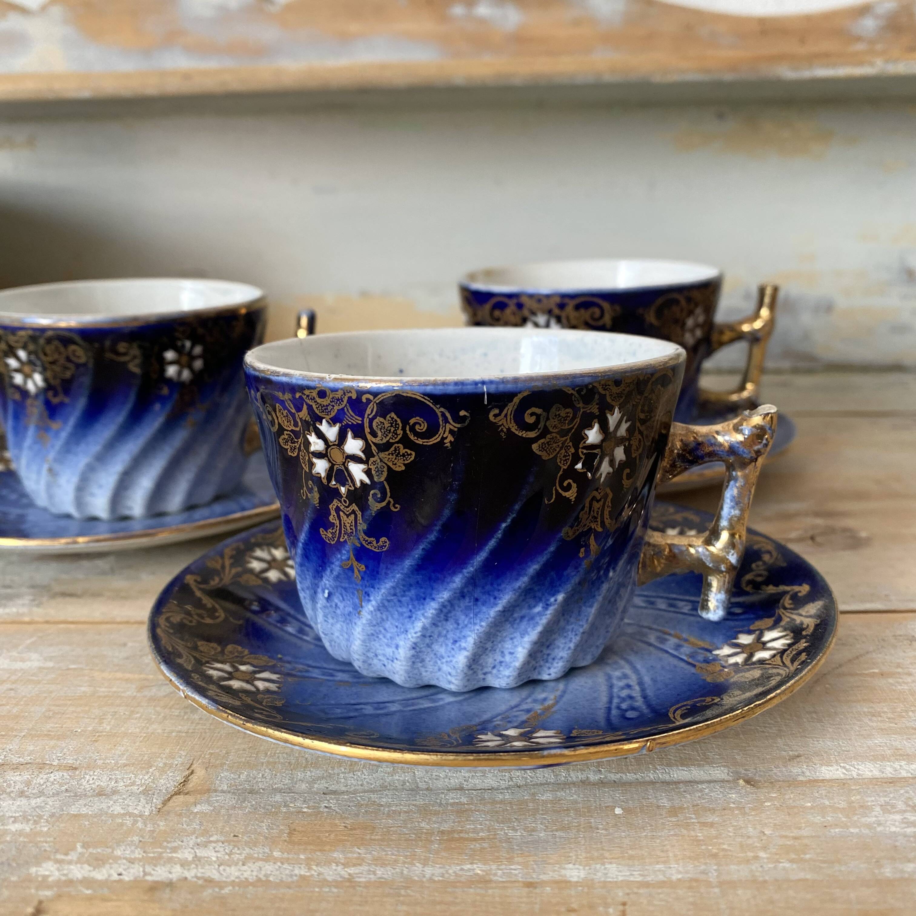 Tasses et soucoupes anciennes KG Luneville  fin XIXe