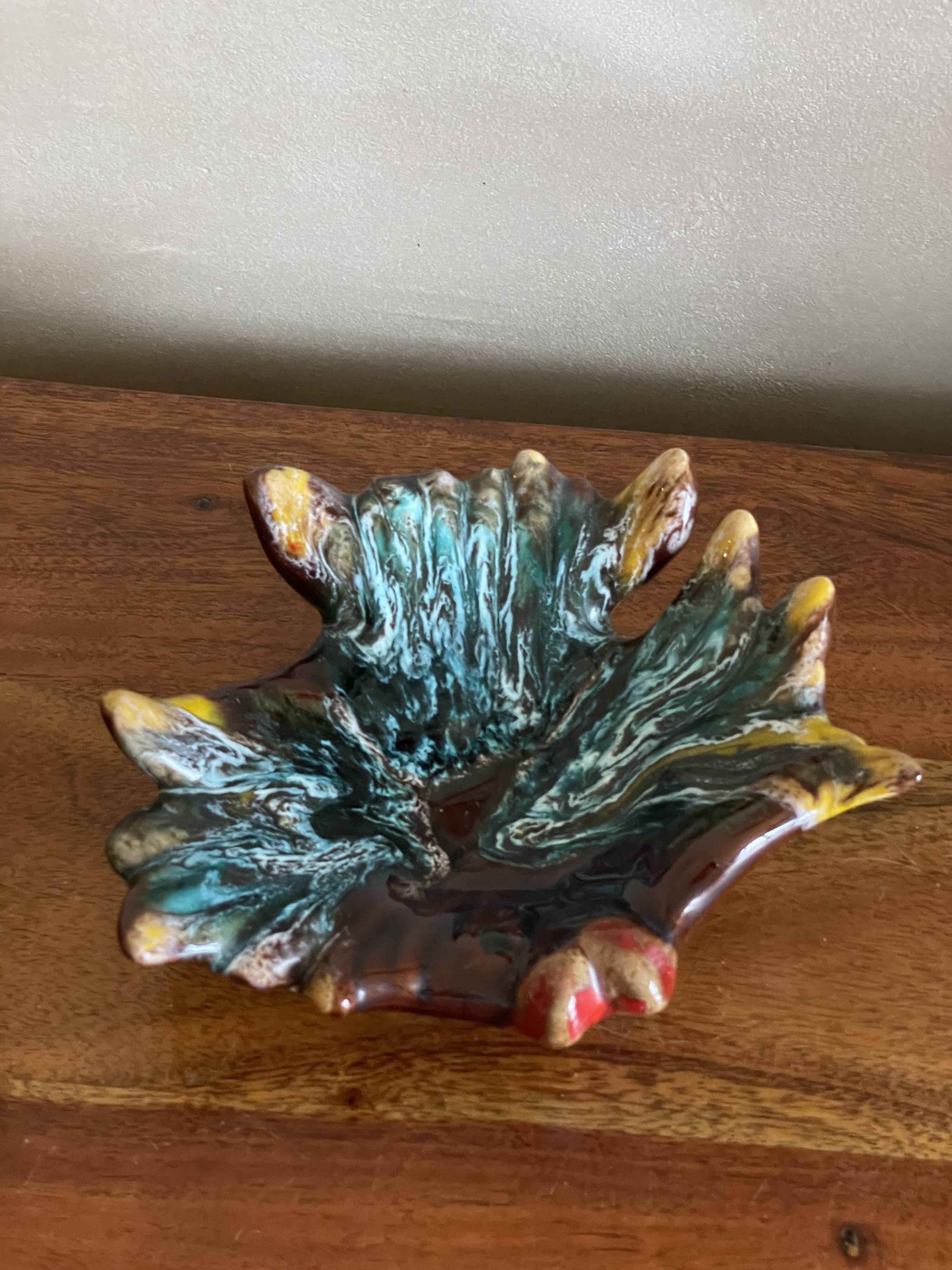 Vallauris leaf pocket