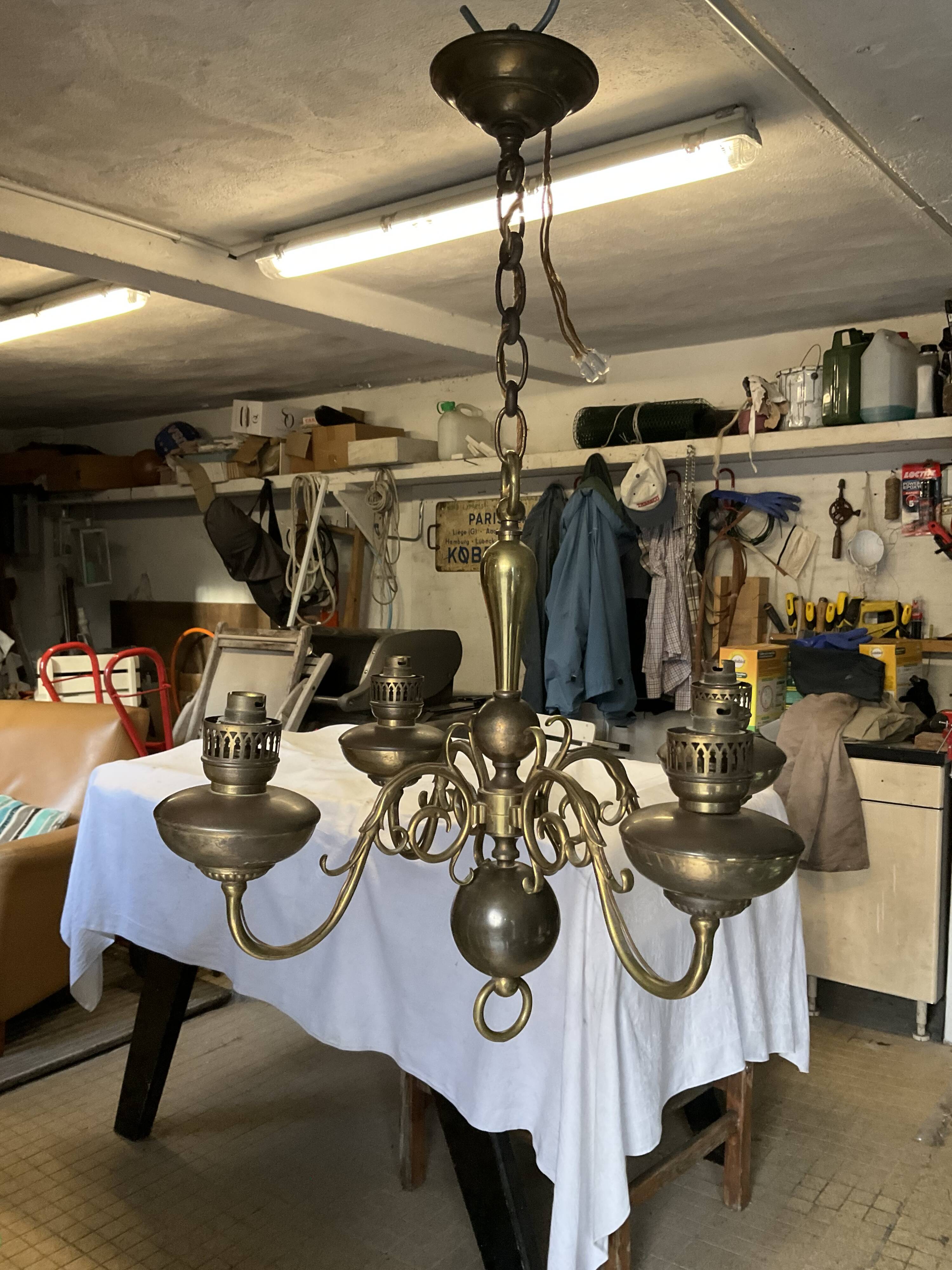 Dutch lustre