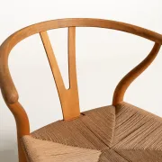 Ensemble de quatre chaises "Wishbone" CH24 de Hans J. Wegner, design de 1950.