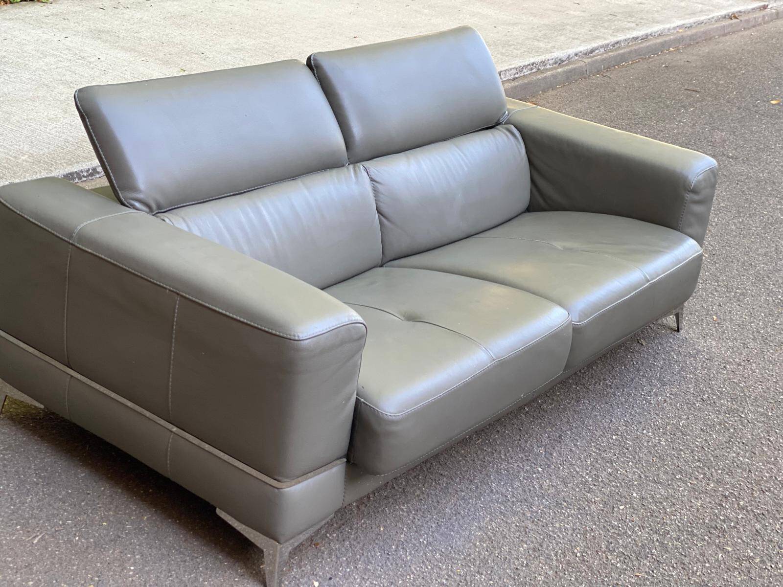 Canapé contemporain 3 places en cuir de buffle gris 200cm
