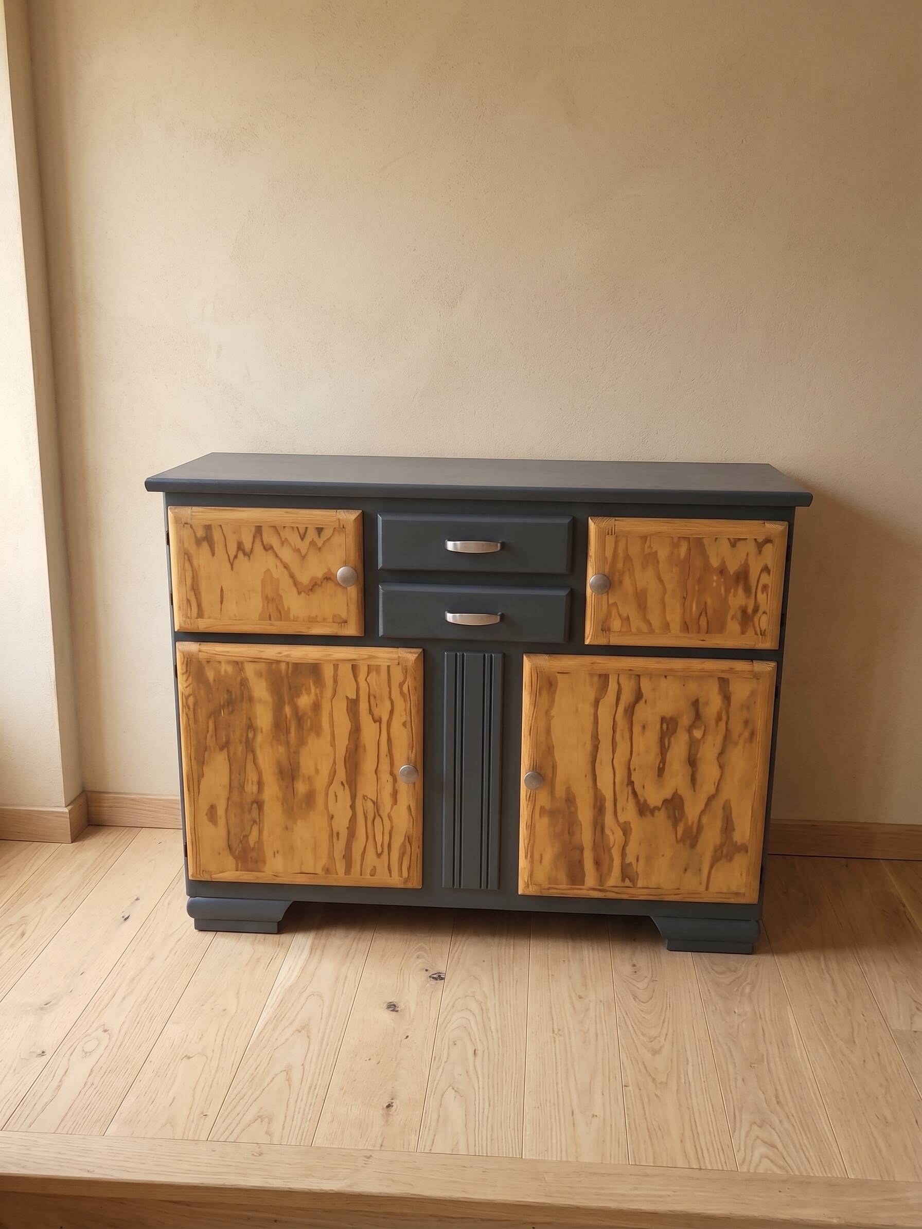 Buffet Mado Gris bleuté années 50 complètement restauré