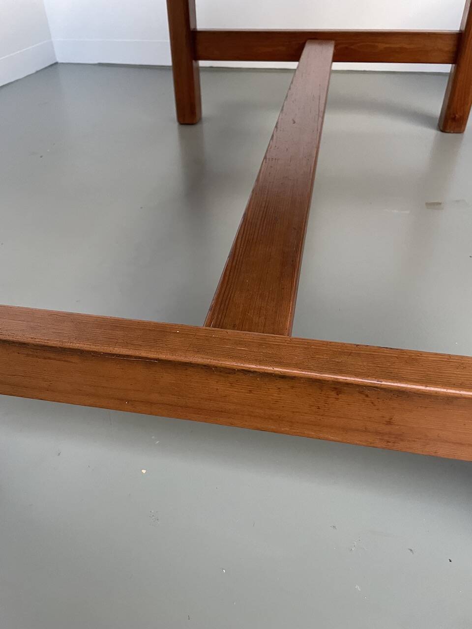 Set of table and 4 chairs, 60s mountain furniture