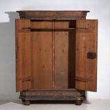 Polychrome wardrobe from Central Europe – Late 18th to early 19th century (c. 1780-1820)