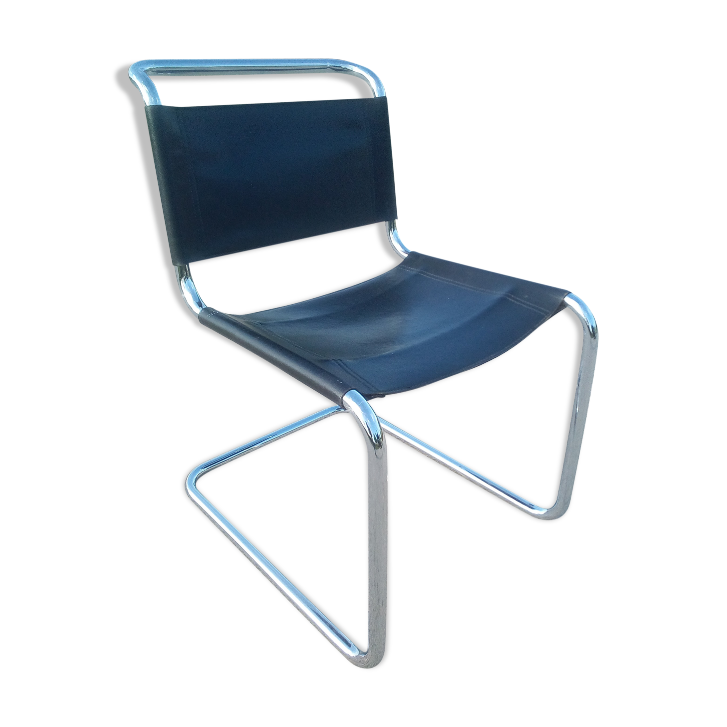 Chair B33 design by Marcel Breuer