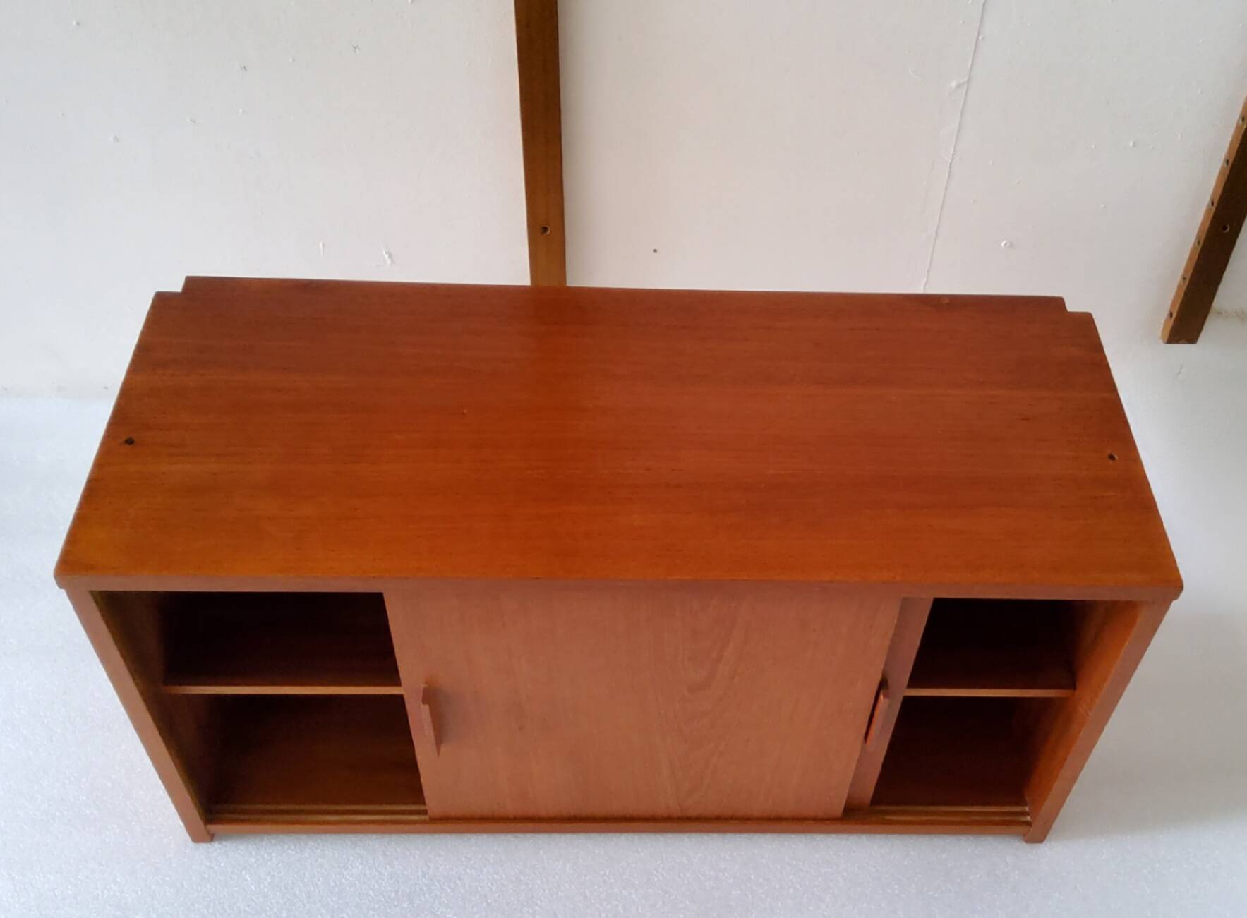 Modular Scandinavian wall shelf – Danish design from the 1970s