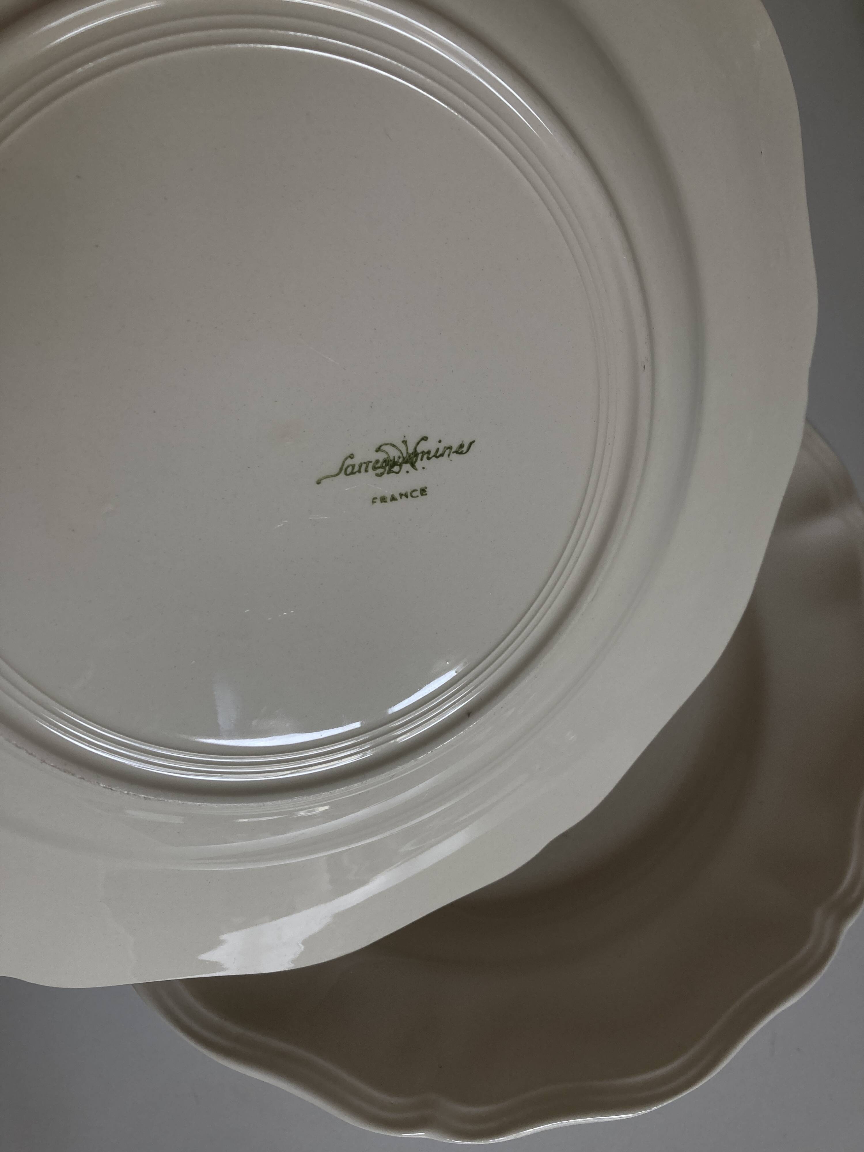 Set of 7 Sarreguemines Ivory plates with gadroons 1960