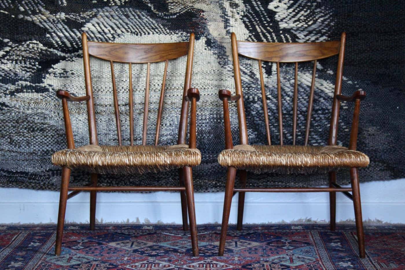 Paire de fauteuils de style scandinaves, années 1950