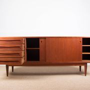 Enfilade Danoise en Teck 200 cm, modèle 31b, par Johannes Andersen 1960.