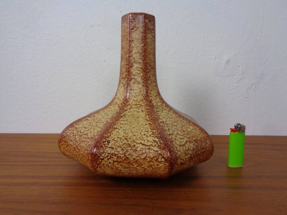 Italian ceramic vase by Roberto Rigon for Bertoncello, 1960s.