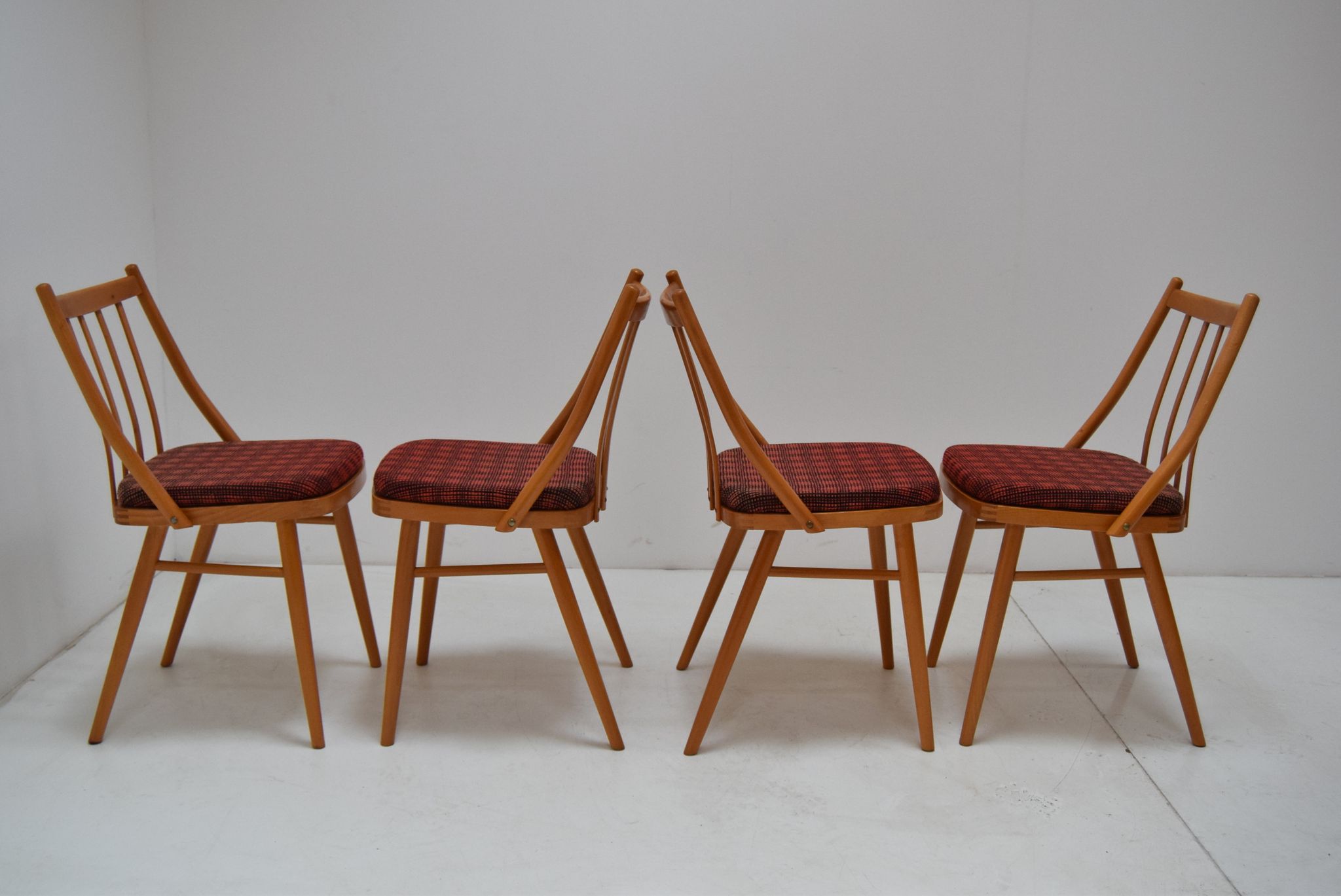 Set of four chairs by Antonín Šuman,1980