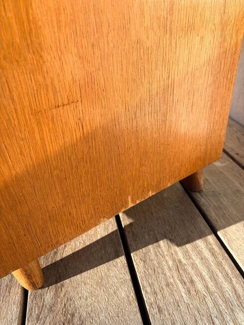 Vintage rattan hairdresser