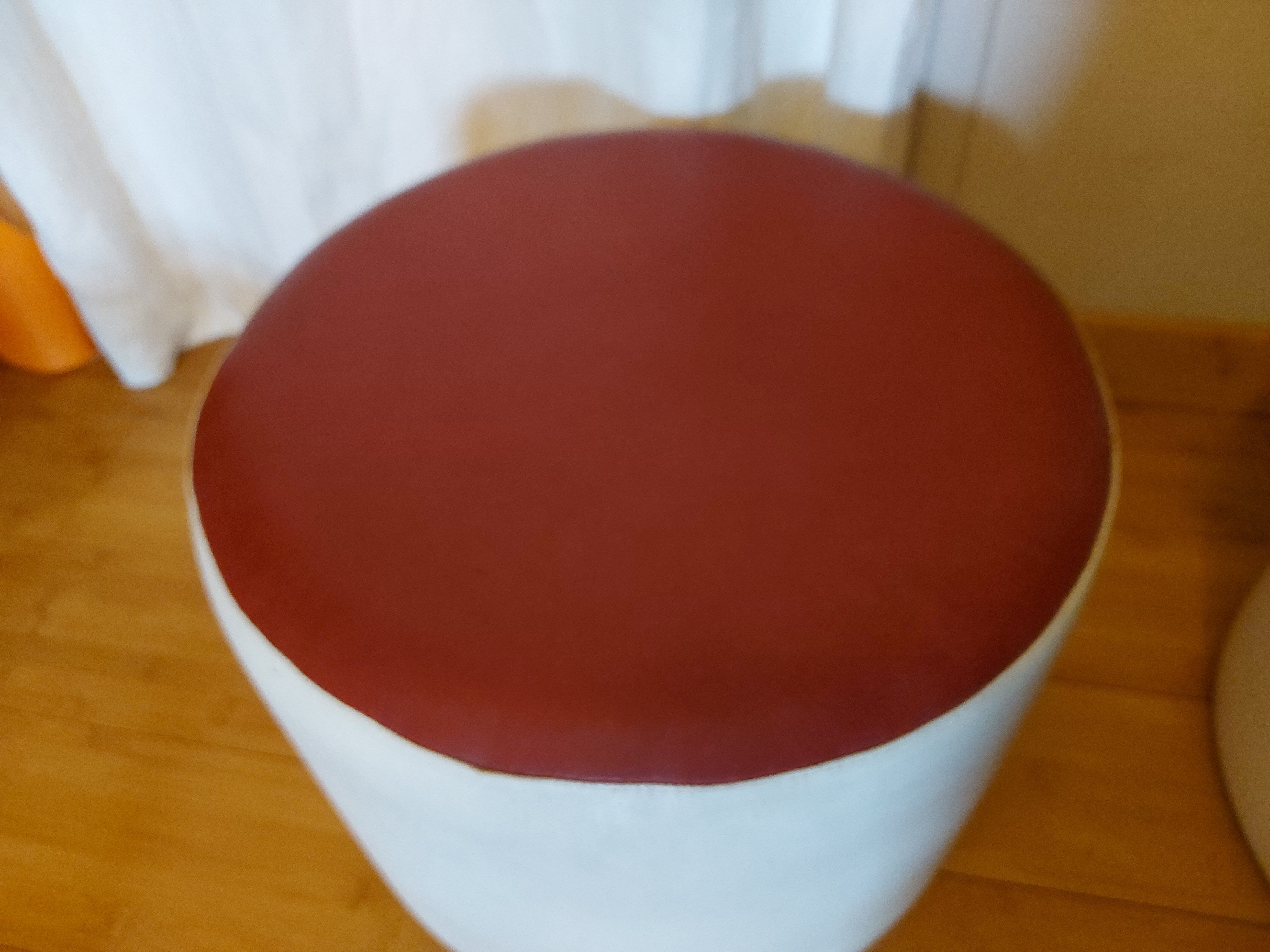 2 vintage skai beanbags, 70's