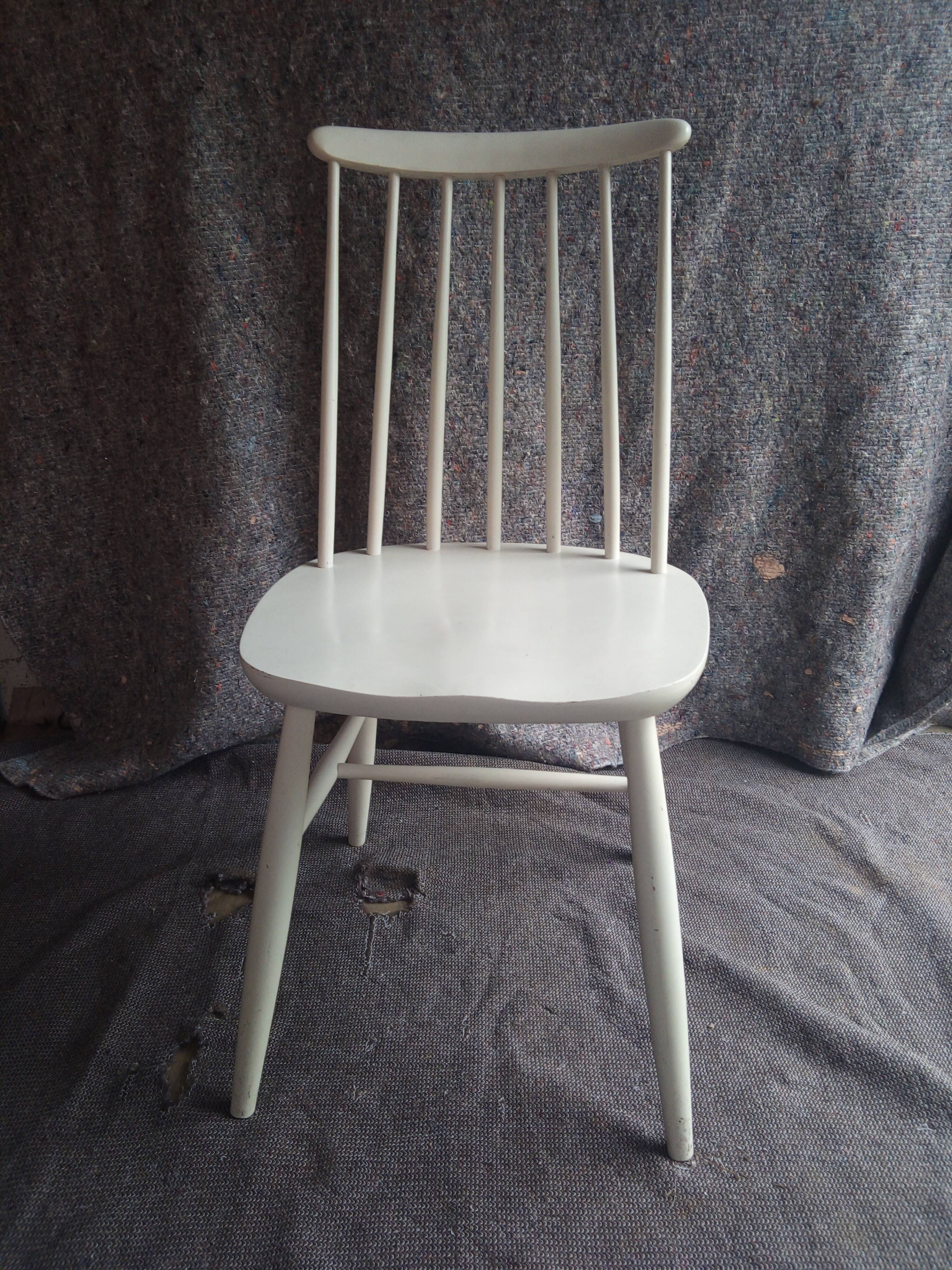 Scandinavian chair back bars