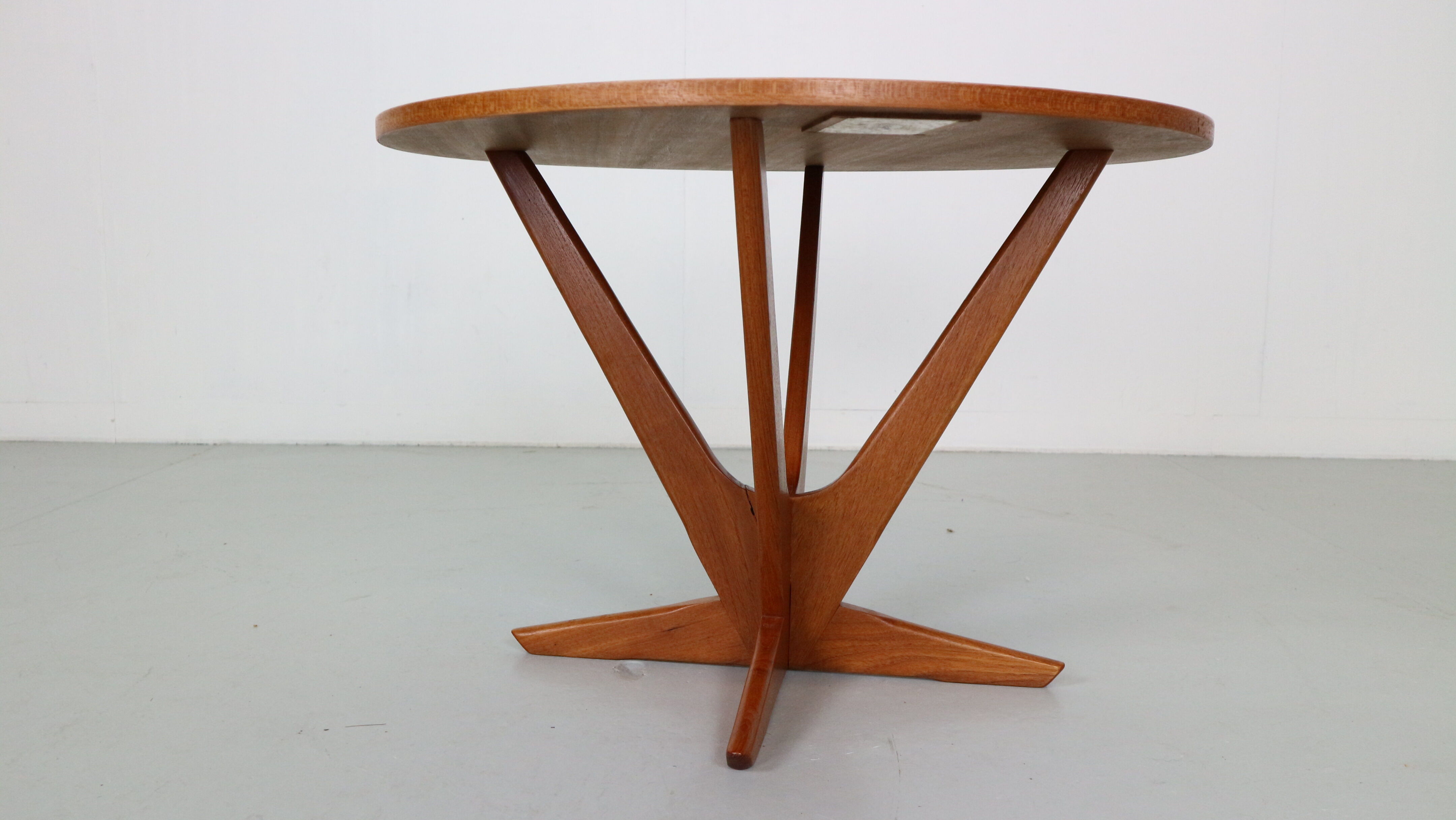Søren Georg Jensen  Teak Round Coffee Table for Kubus, 1960 Denmark
