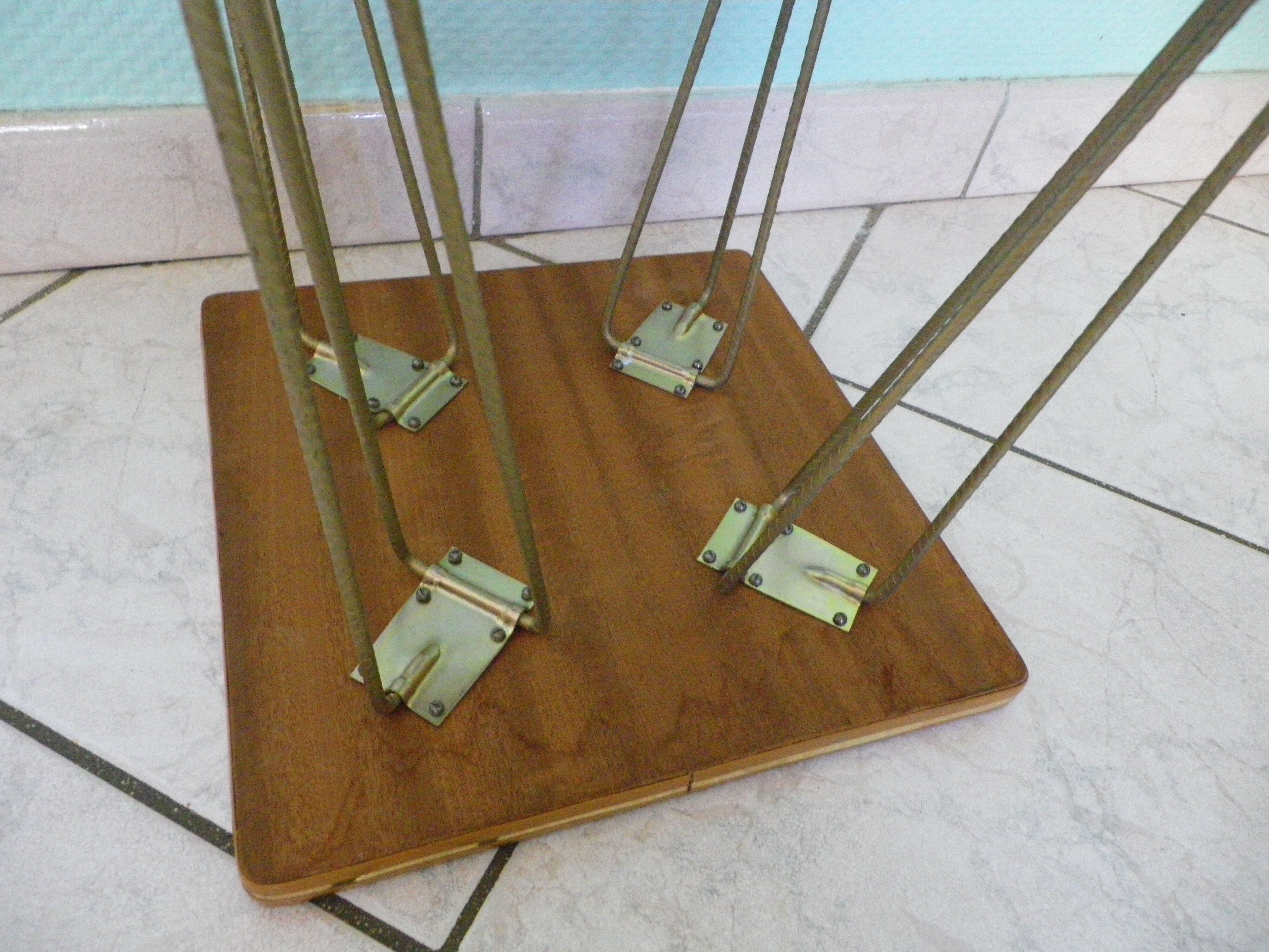 Formica side shelf, 2 shelves, gold metal - 60s