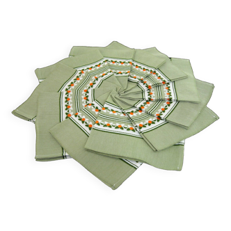 11 khaki Dralon napkins - small flower patterns - vintage 60s