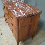 18th century veneer chest of drawers