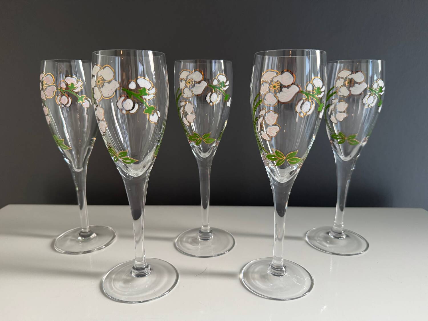 5 Perrier Jouet champagne flutes