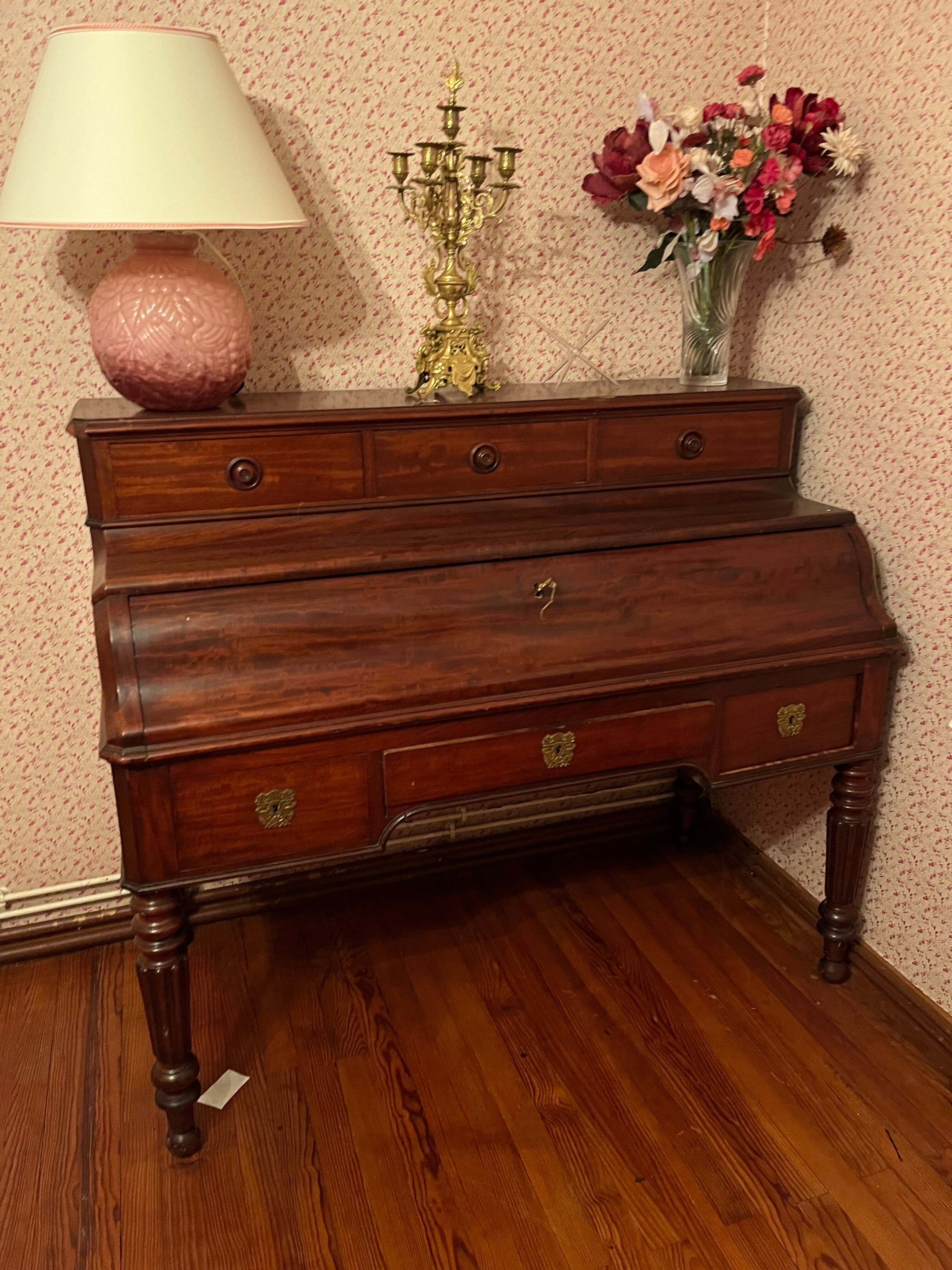 Secretaire ancien