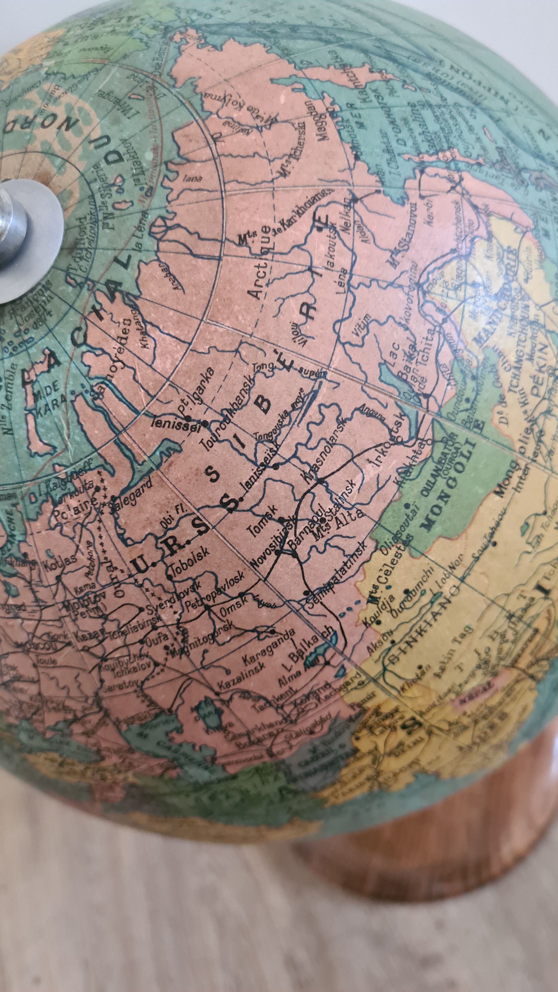 Former globe world map Geographer Joseph Forest Paris wood XIXth
