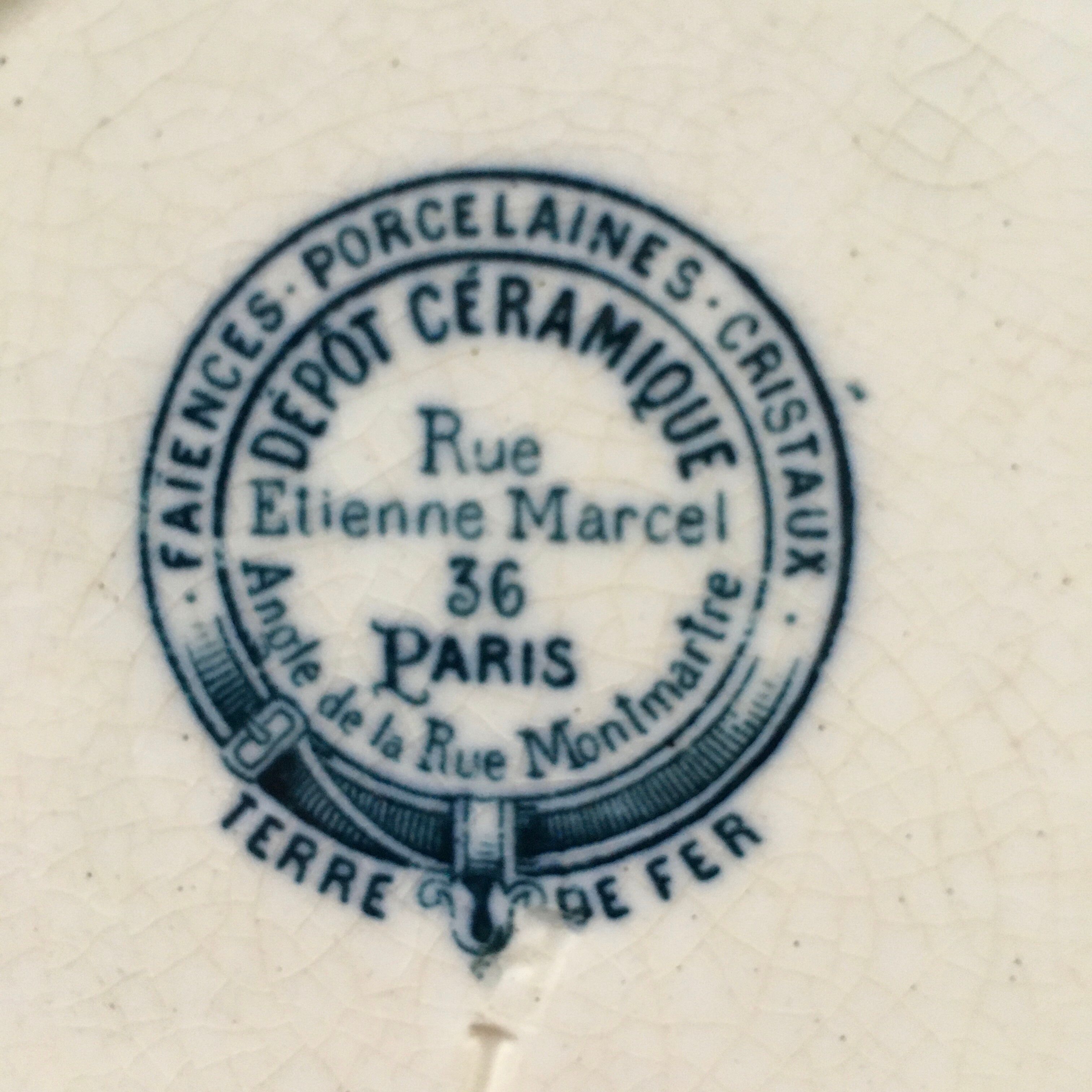 Lot 3 assiettes terre de fer