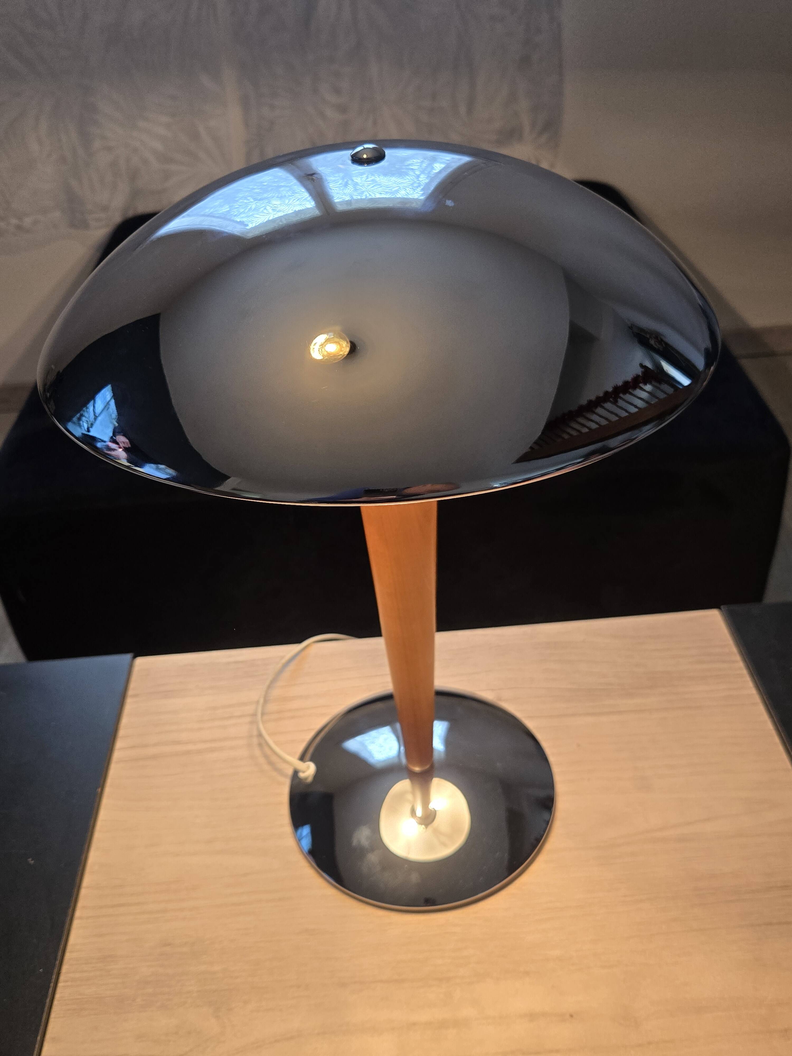 Mushroom lamp ocean liner