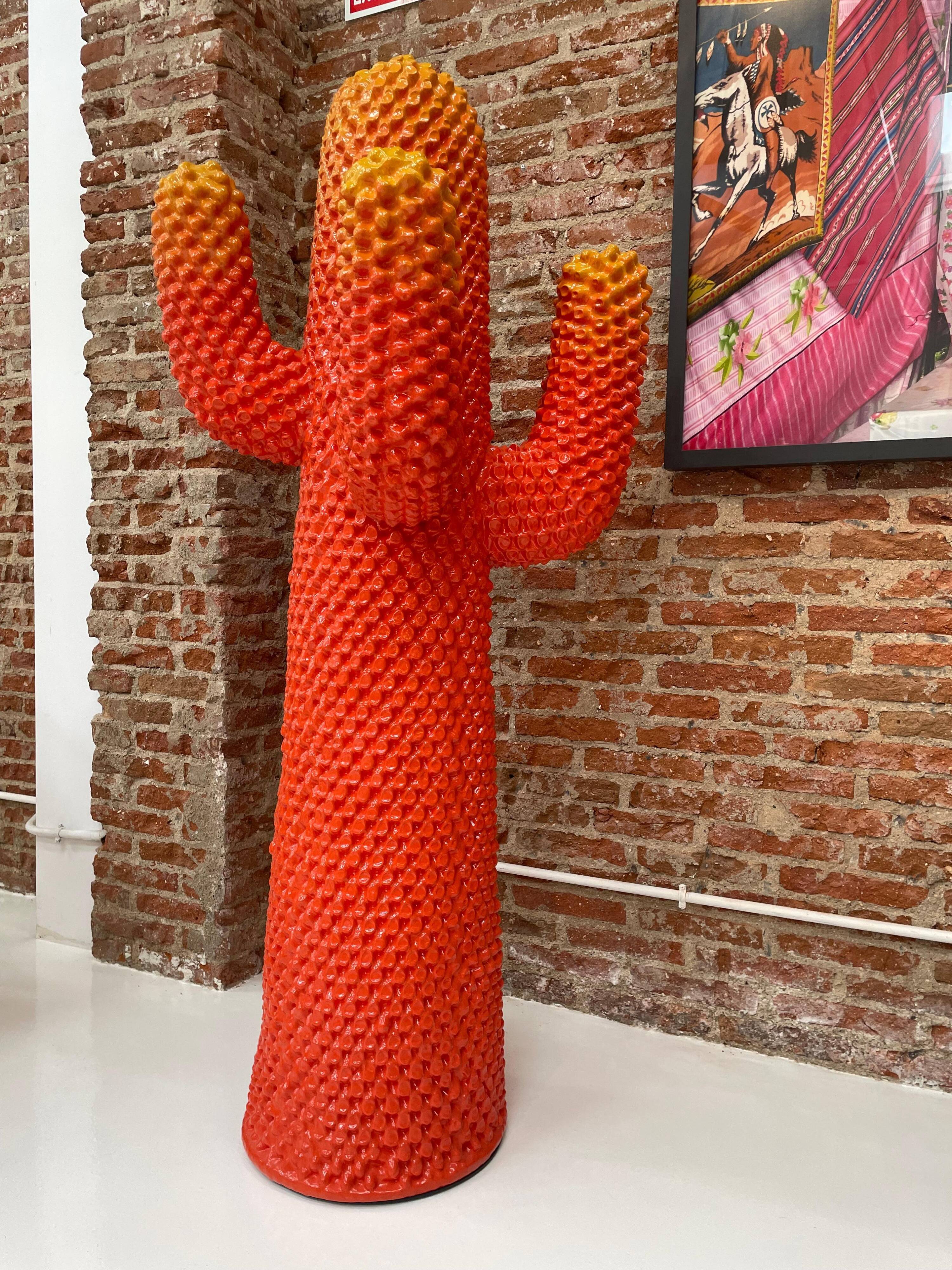 Porte-manteau Gufram Cactus Infrared, Édition Limitée, 170 cm de hauteur, 2024, en stock