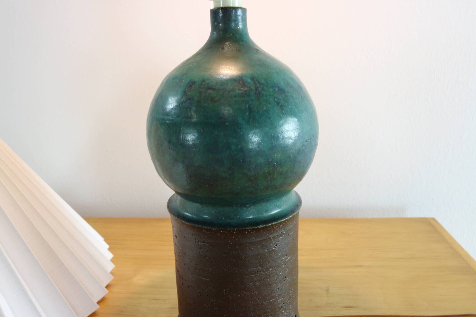 Sixties danish design ceramic tablelamp by Marianne Starck