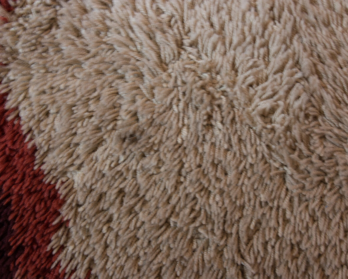 Carpet wool 190 x 140 cm