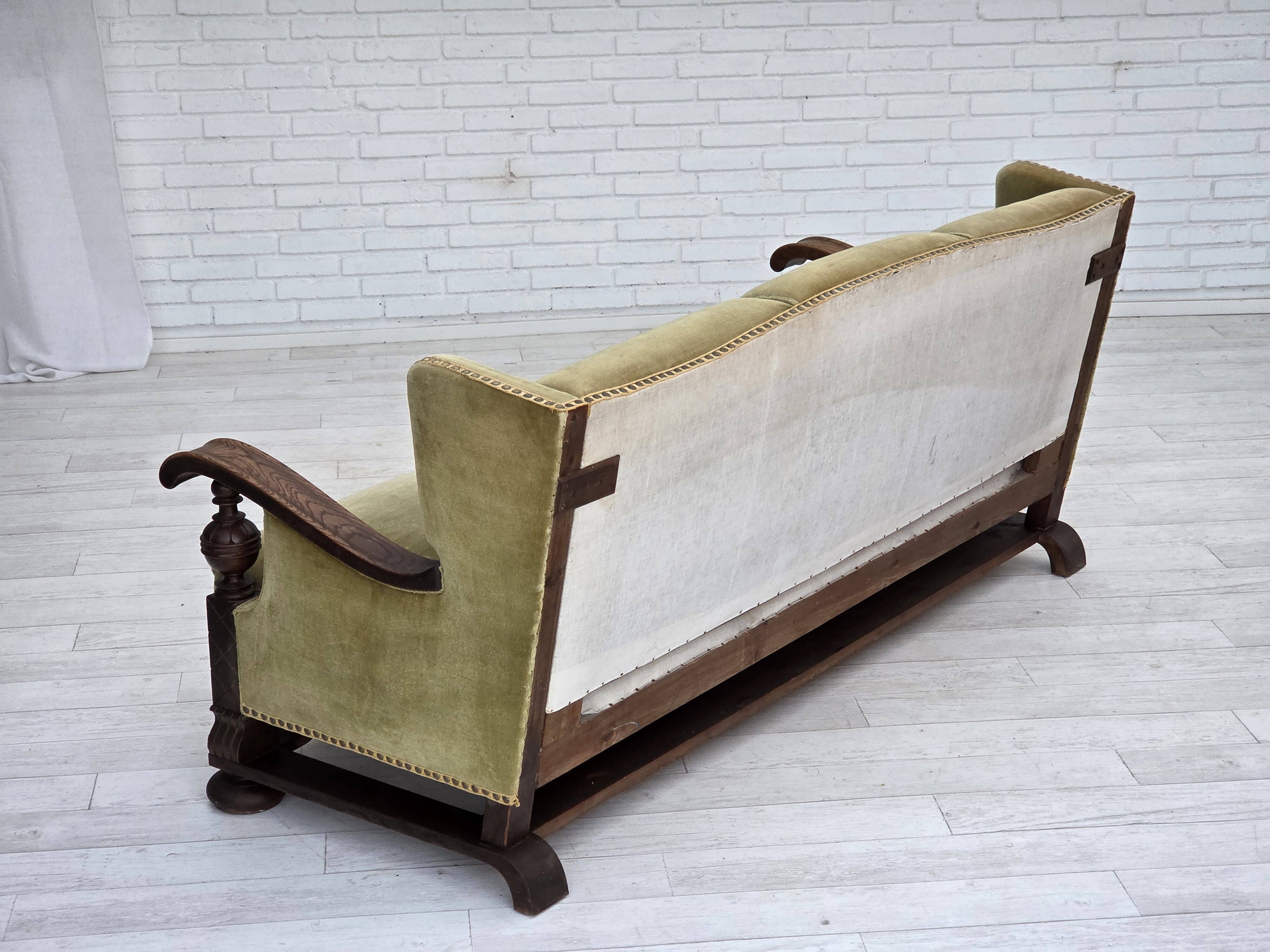 1950s, 3-seater Danish sofa, original condition, furniture velour, oak.