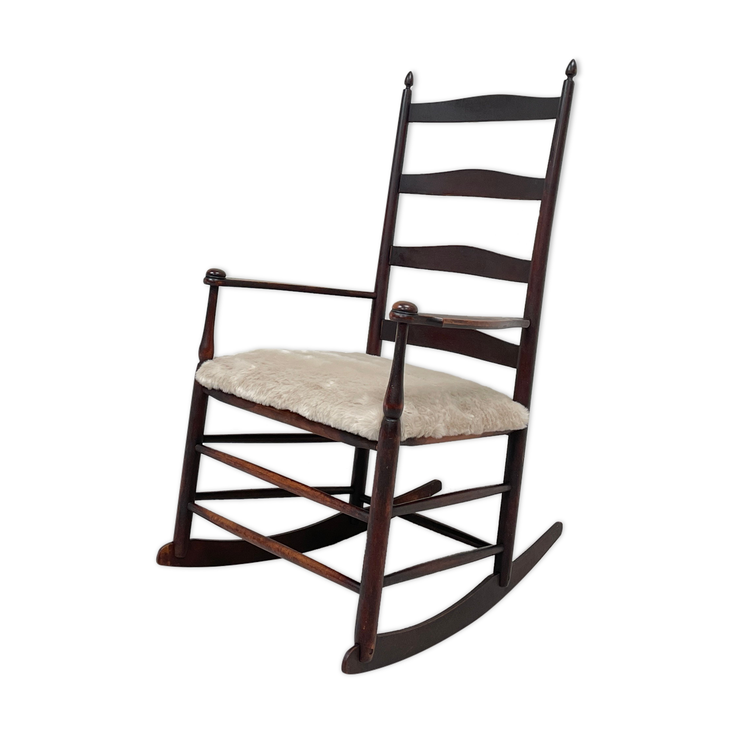 Rocking chair shaker
