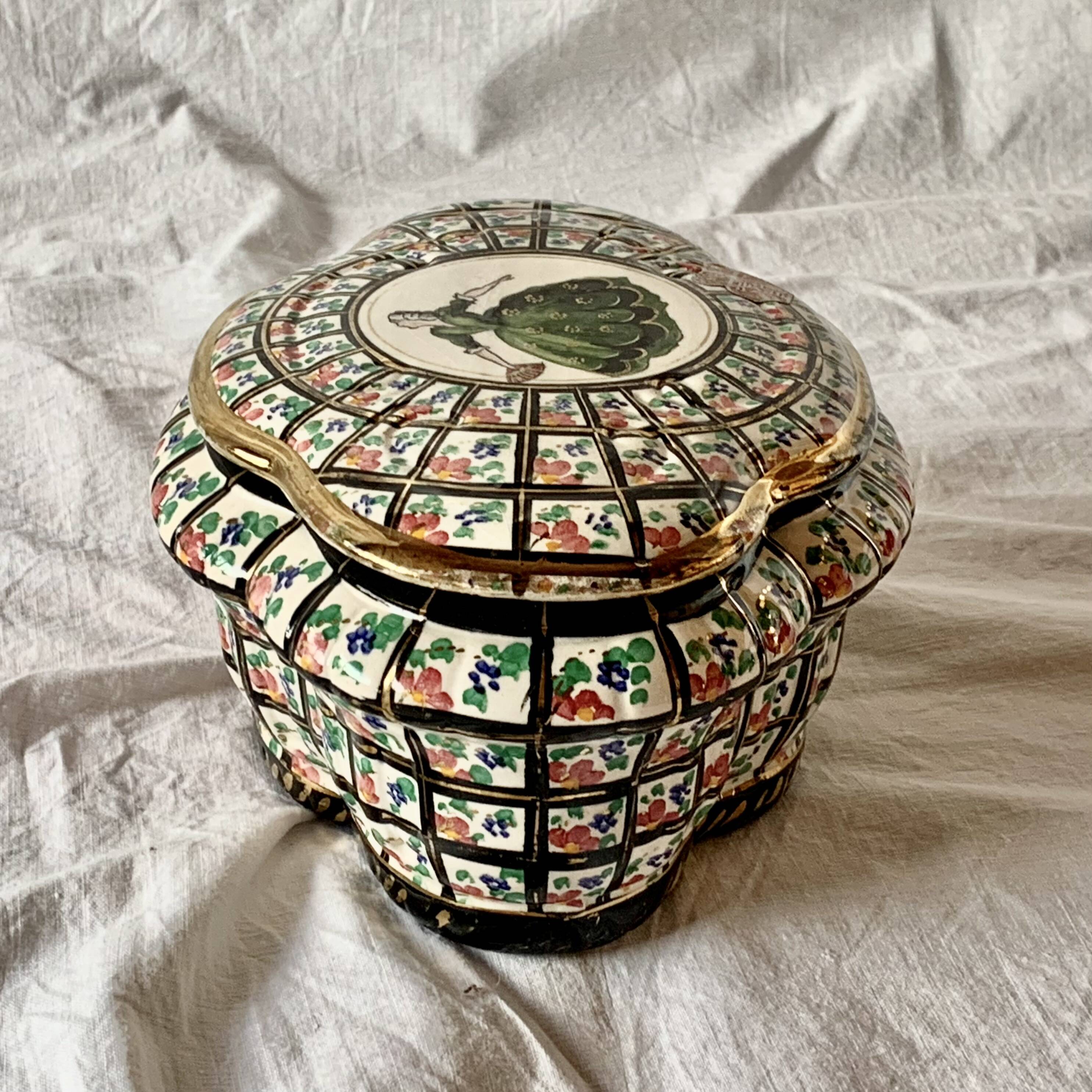 Vintage Hubert Bequet porcelain candy box - Louis XV series - 1950