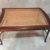 Carry baggage in caning of the barn House