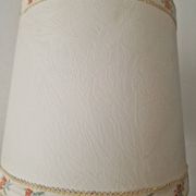 Lampe vintage en céramique orange fleurie