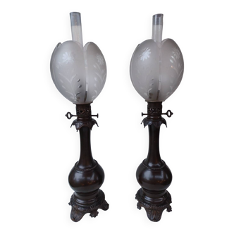 Pair of bronze oil lamps from the Napoleon III period.