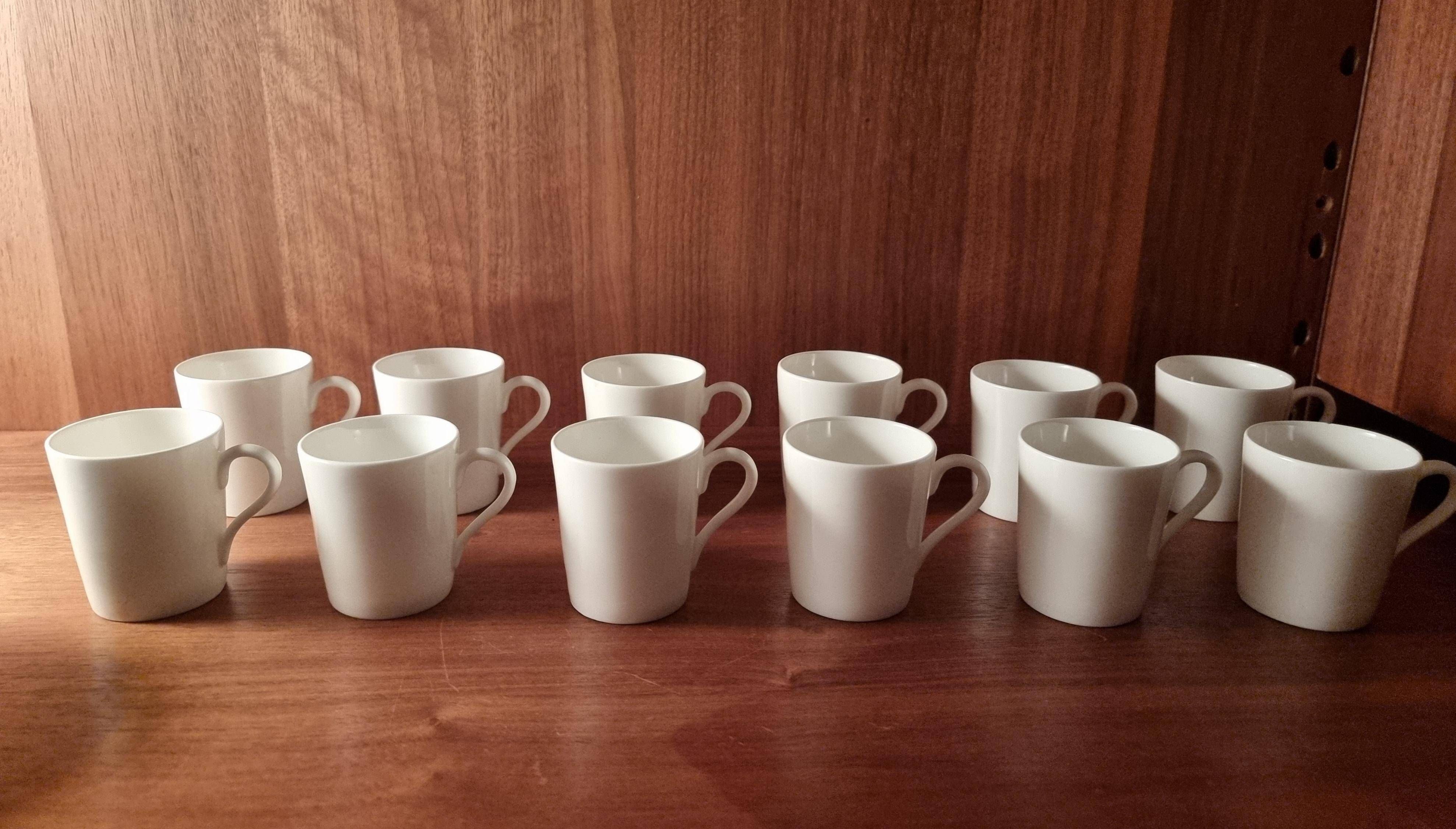 Stig Lindberg, 10 porcelain espresso cups from Gustavsberg, Scandinavian Modern.
