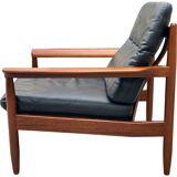 Scandinavian armchair in black leather and teak - 1960s