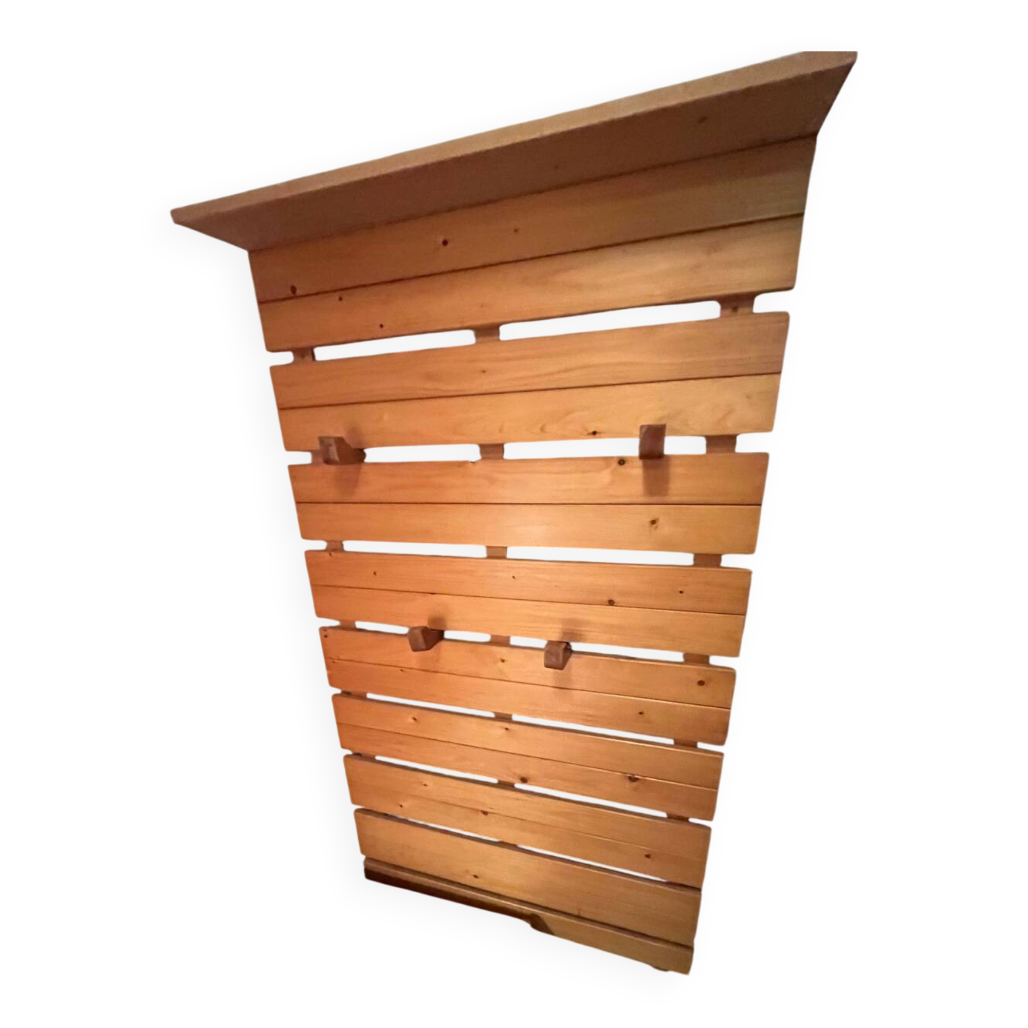 Solid wood wall coat rack