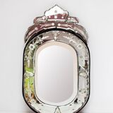 Miroir vénitien oval avec fronton mural ou à poser c. 1950 (53*31 cm)