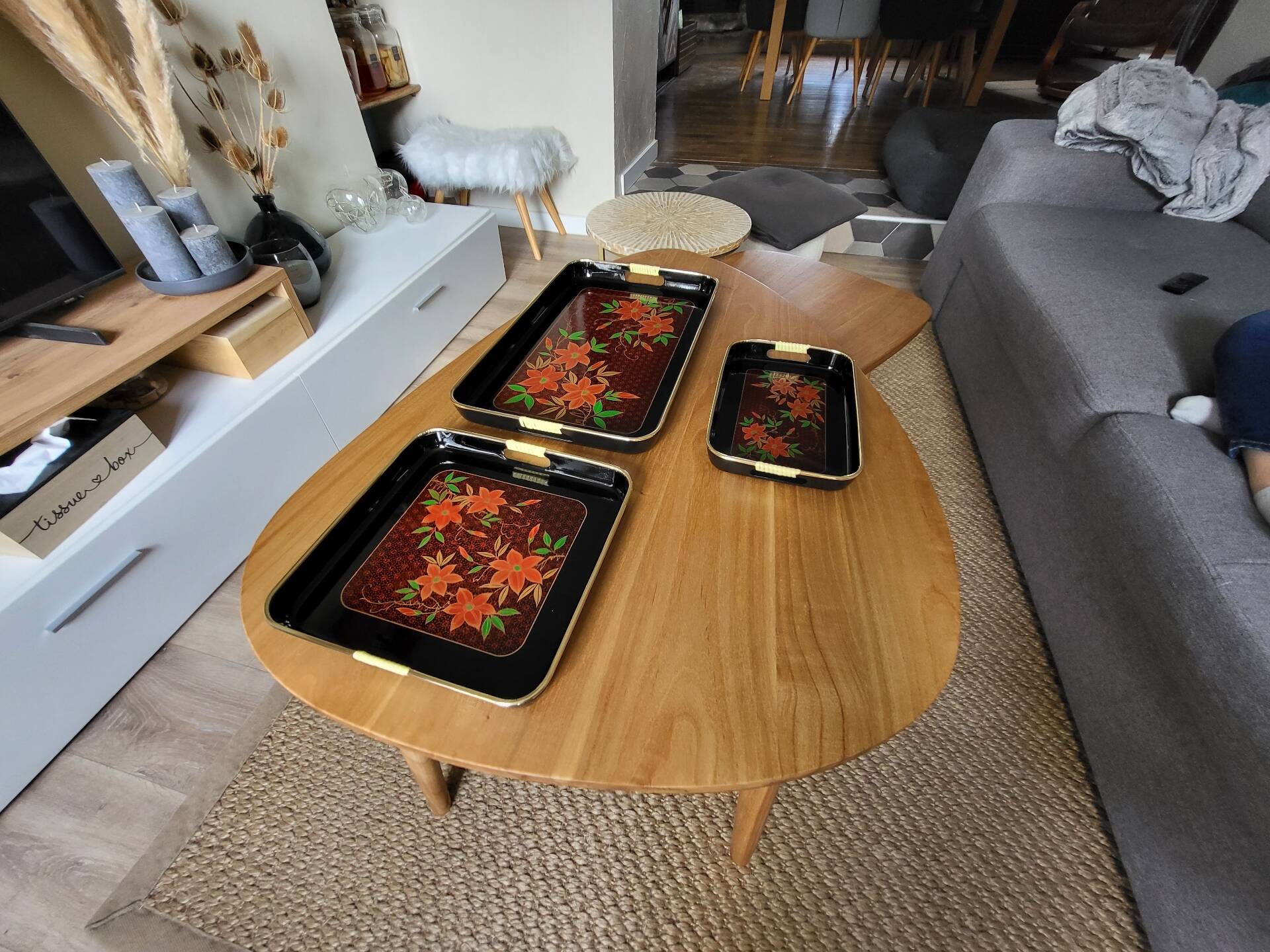 Set of Three Japanese Lacquered Plastic Trays ESIA 1970s