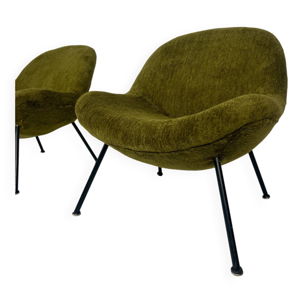 Paire de fauteuils ''Egg'' par Fritz Neth, années 1950, nouvelle tapisserie
