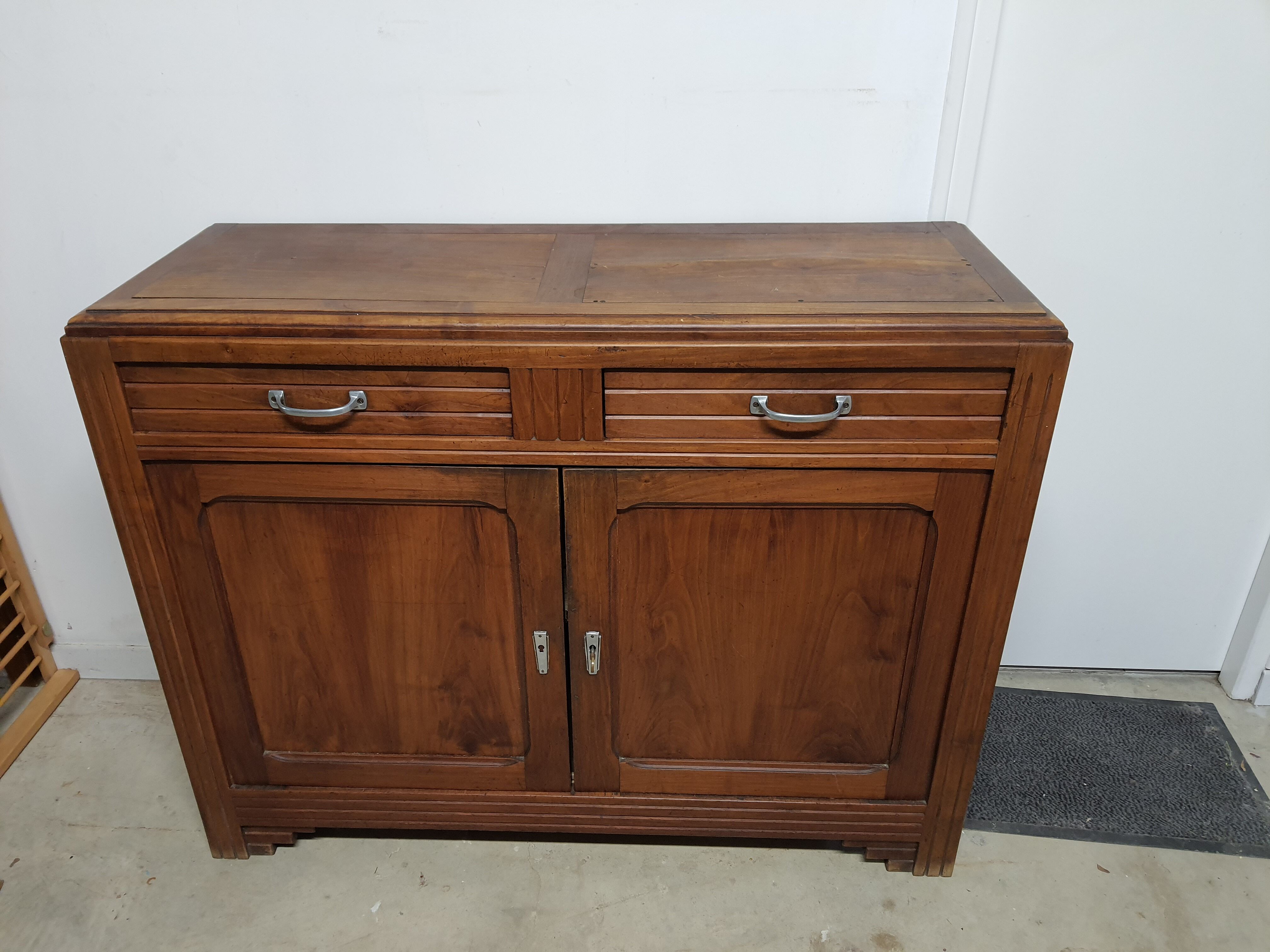 Vintage parisian buffet