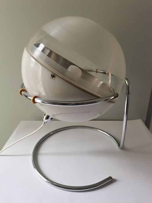 Focus Pose Lamp - Fabio Lenci for Harvey Guzzini