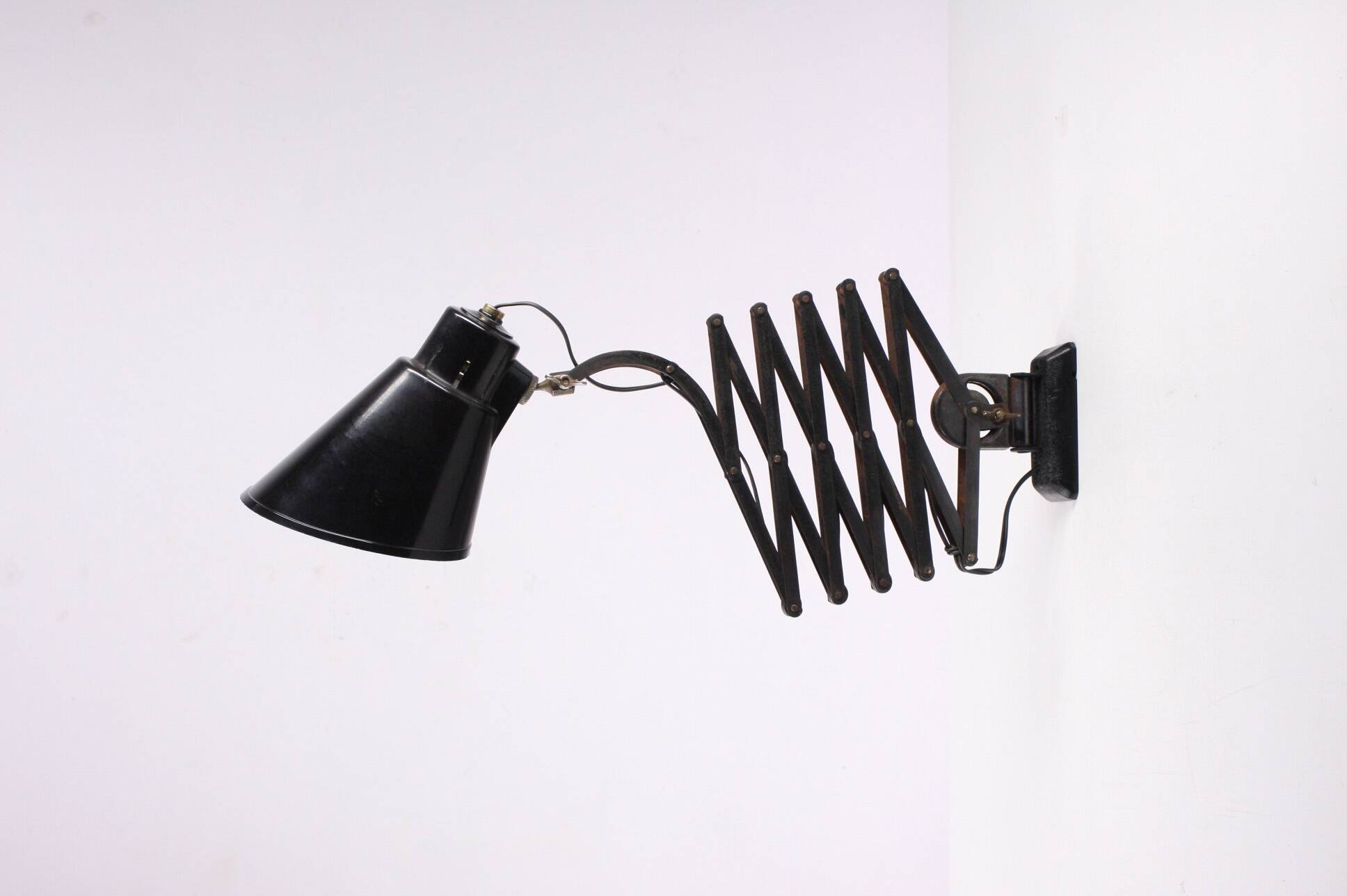 Lampe accordéon industrielle Bometal