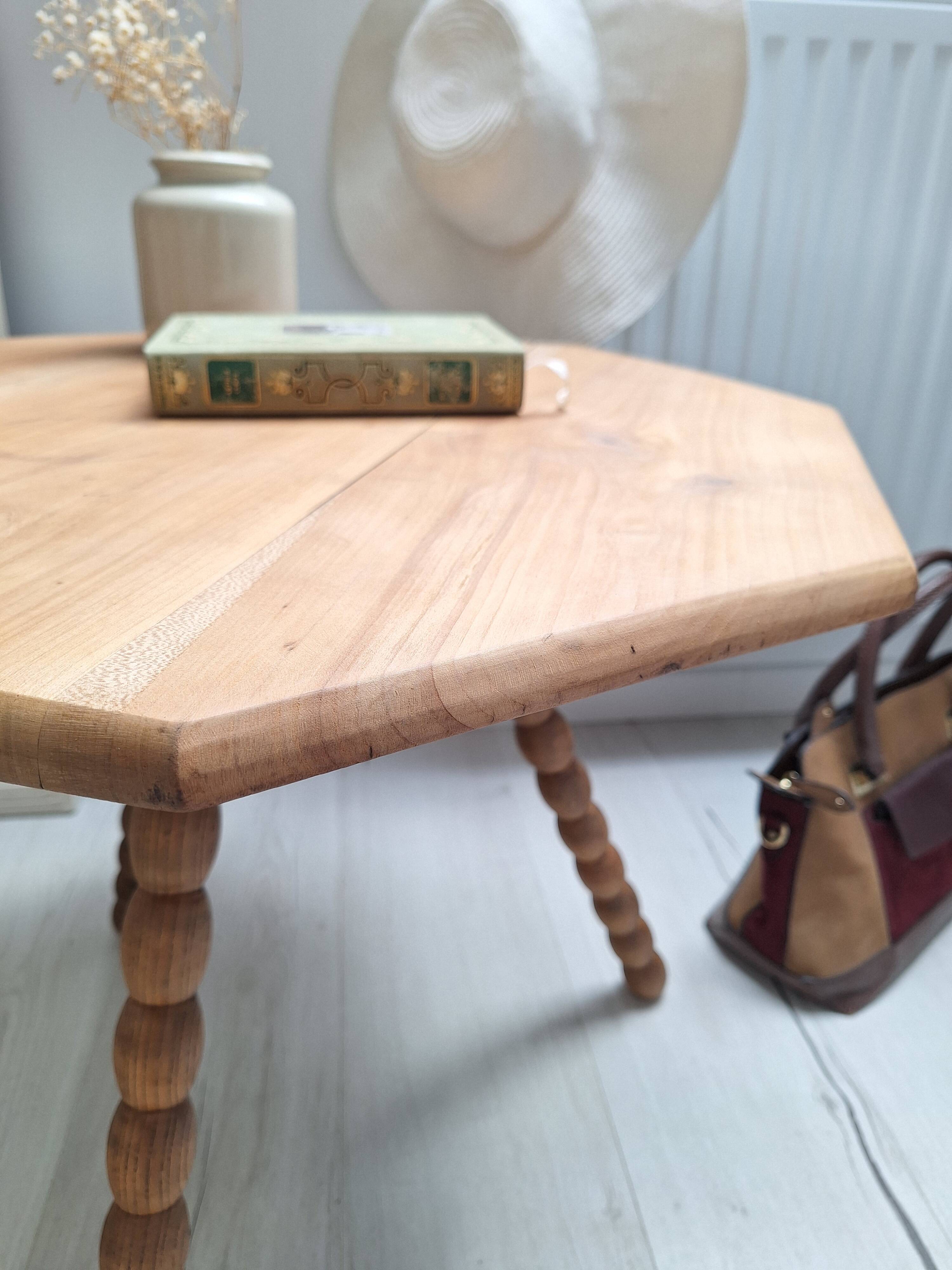 Table basse / bout de canapé / Table d'appoint tripode plateau octogone