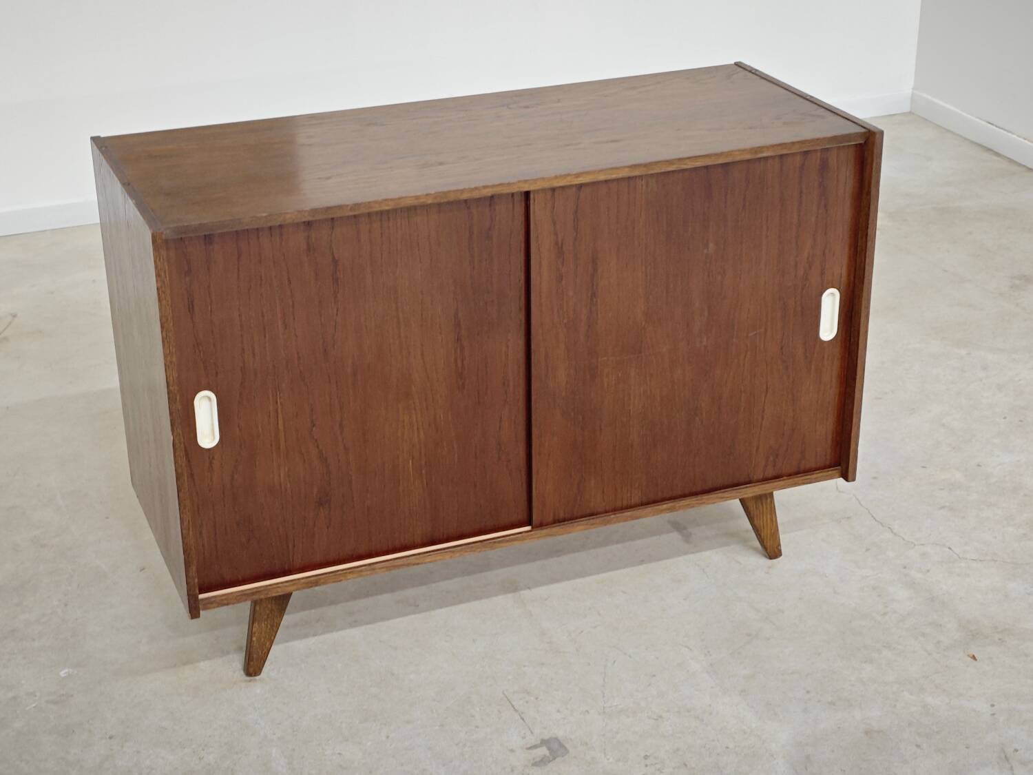 U 452 storage cabinet by Jiri Jiroutek for Intérier Praha